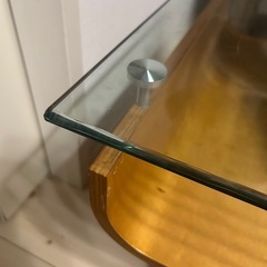 ガラスローテーブルの画像