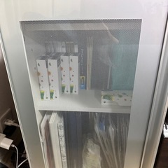 収納棚の画像