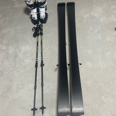 ジュニアスキーセット⭐︎ATOMICスキー板142cm⭐︎ブーツ⭐︎ストック⭐︎ケース
の画像