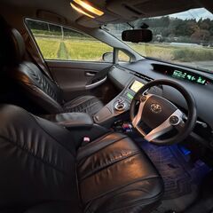 トヨタ プリウス S 平成23年 | 走行17.2万km | ナビ・バックカメラの画像