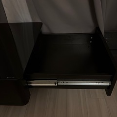 【収納付き】ガラスローテーブルの画像