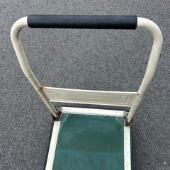 折りたたみ台車　荷物運搬の画像