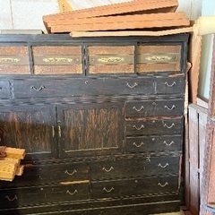 アンティーク箪笥の画像