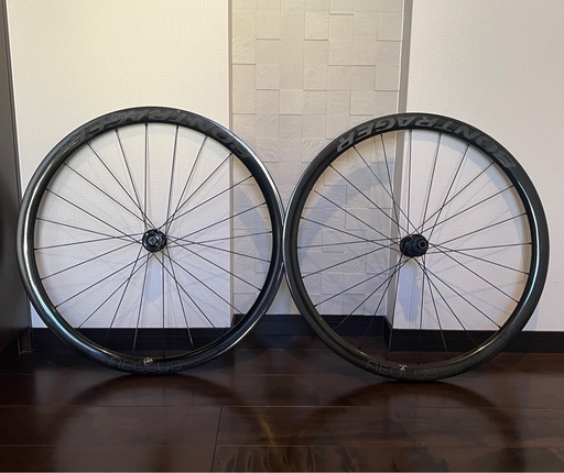 ロードバイク Bontrager Aeolus rsl37