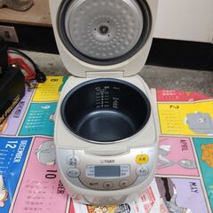 タイガー3合炊き炊飯器 炊きたて JBH-G 2016年製の画像