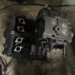 ゼファー400エンジンの画像