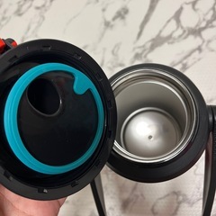 【お話中】でかい水筒  の画像