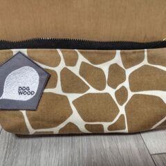 キリン柄 ポーチ ペンケースの画像
