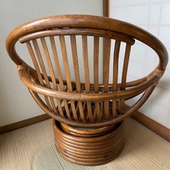 昭和レトロ 古家具 回転式ラタンチェア ラタンソファ エッグチェア 籐製 とう②の画像