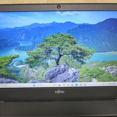【intel第八世代i3・Windows11】 LIFEBOOK A359/BX 【キーボード◎・DVDドライブ付・オフィスソフト付】の画像