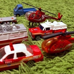 🌟レアアイテム✨FDNYミニカー＆トミカトラック2台セット🚒コレ...