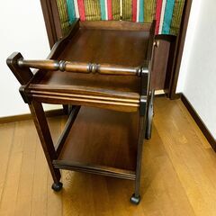 カリモク　キッチンワゴン　コロニアル　アンティーク調　karimokuの画像