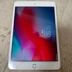 iPad mini 4  シルバー 128G の画像