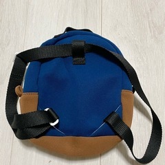 美品*̣̩ 転倒防止クッション　子供リュックサック　コンビ　combi　セーフティクッション　はちさん　ヘッドガード　みつばち　の画像
