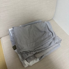 KIVIKシーヴィク 寝椅子 ライトベージュとグレーの替えカバーセットの画像