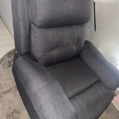 激レア価格❗️ふかふかソファ（手動）の画像