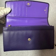 HUGO VALENTINO 長財布 パープル ロゴ金具 紫色レザー長財布の画像