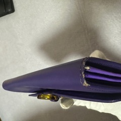 HUGO VALENTINO 長財布 パープル ロゴ金具 紫色レザー長財布の画像
