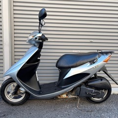 4355.定番人気　アドレスv50 バッテリー、シート、ミラー新品　千葉県柏市　即日配送　自走引き取りも可能の画像