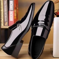 結婚式にも◎ エナメルシューズ メンズ ビジネス パーティなどの画像