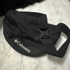 ショルダーバッグの画像