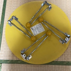 折りたたみテーブルの画像