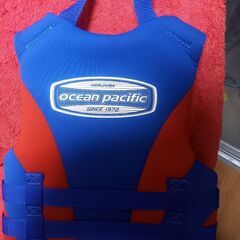 　OCEANS　PACIFIC　ライフジャケット　  フローティングベスト 　キッズ　子供の画像