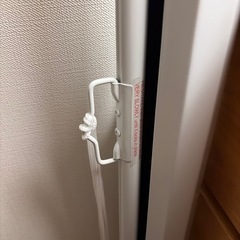 プロジェクター　スクリーン72インチの画像