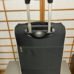 【取引中】キャリーケースの画像