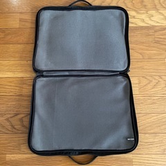 ELECOM ノートPCケース ブラックの画像