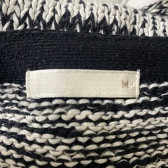 💛ファスナー付き カ－ディガンの画像