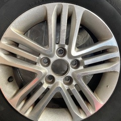 スタッドレスタイヤの画像