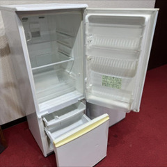 シャープ冷蔵庫の画像