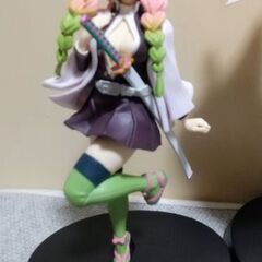 『鬼滅の刃』フィギュア  ・甘露寺蜜璃 　２体 セットの画像