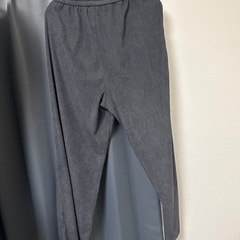 コーデュロイズボンの画像