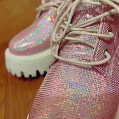 ピンクのラメラメブーツ！の画像