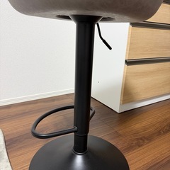SALE❤️‍🔥カウンターチェア　バーチェア　椅子　回転式　昇降式　　レザー　チェア　グレーの画像