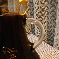 サントリー 赤玉パンチ ガラス瓶 硝子製 未開栓　空瓶で利用　一輪挿し　水差しの画像