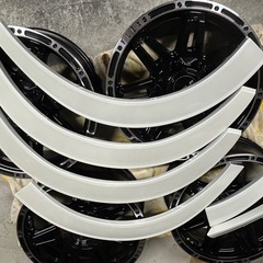 200系ハイエース　塗装済みダウンルックオーバーフェンダーの画像