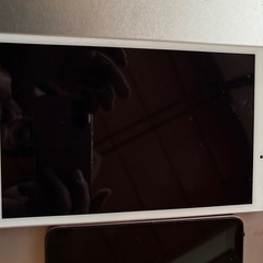 ジャンク市場　スマホ　タブレット　iPod ウォークマンの画像