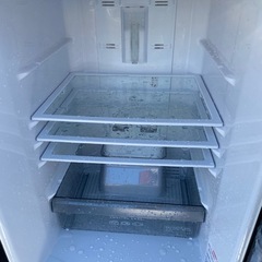 ☆美品☆ 2022年製 MITSUBISHI 冷凍冷蔵庫 MR-P15EG-Bの画像