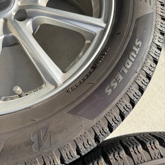 17インチ スタッドレスタイヤ アルミホイールセットの画像