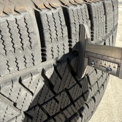 17インチ スタッドレスタイヤ アルミホイールセットの画像