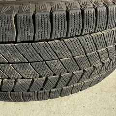 16インチスタッドレスタイヤ アルミホイールセットの画像