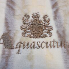 Aquqscutum アクアスキューダム　新品未使用　高級シール織綿毛布　シングル　ロゴ刺繍入りの画像