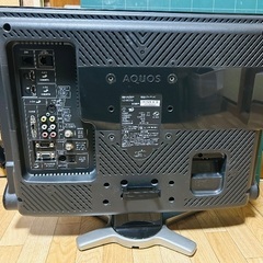 (別サイトで相談中)【急募！引き取りに来ていただける方限定】1000円！ SHARP AQUOS 20インチ LC-20D50 リモコン付き  液晶カラーテレビ ブラック 地デジ対応の画像