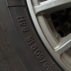 185\60-15 アルミセットシエンタ　の画像