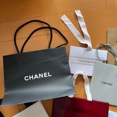 ショップ紙袋
の画像