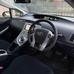 平成26年トヨタプリウス距離　69,000KM の画像