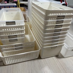 ニトリ 百均 収納ボックス まとめ売りの画像